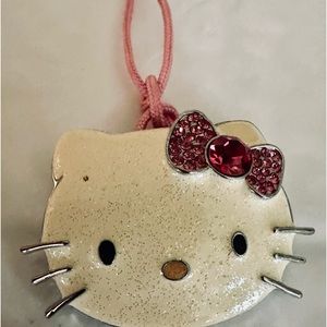 SANRIO Hello Kitty brooch/necklace Glitter white face Pink crystal bow Pink cord